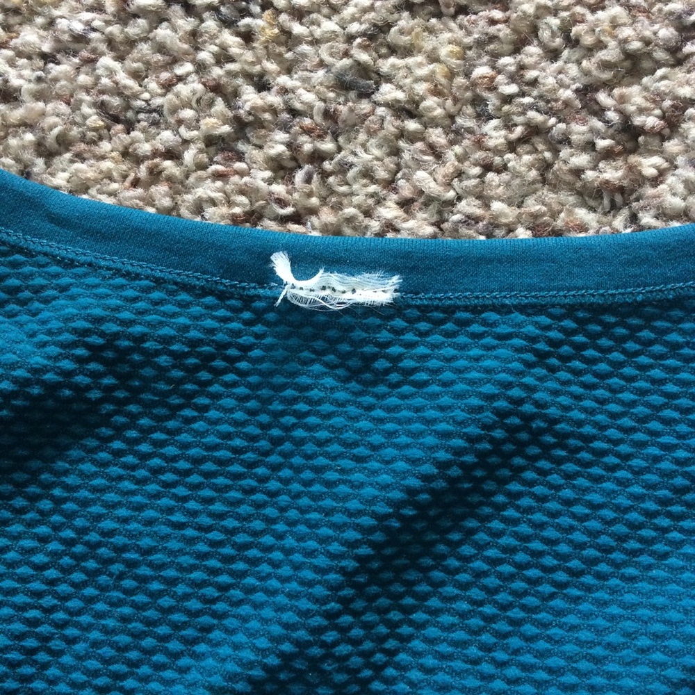 Fabletics Delta L/S Top - Picture 3 of 9